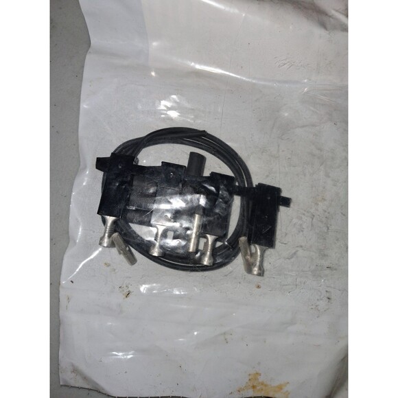 NOS HARLEY DAVIDSON HD HORN TERMINAL SET WIRE KIT NEW IN PACKAGE - Picture 2 of 4